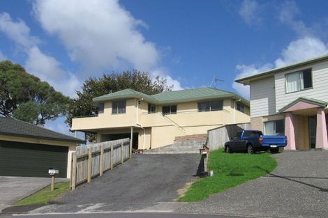 Photo of property in 24 Carillon Place, Massey, Auckland, 0614