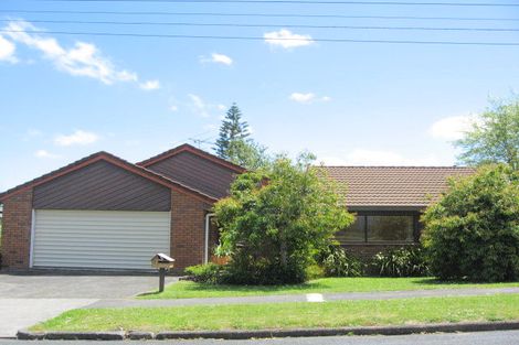 Photo of property in 1 Roose Avenue, Pukekohe, 2120