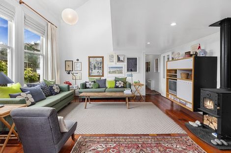 Photo of property in 118 Elizabeth Street, Mount Victoria, Wellington, 6011