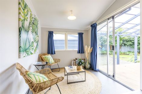 Photo of property in 10 Weathers Place, Taradale, Napier, 4112