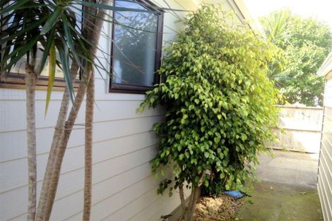 Photo of property in 2/935 Cameron Road, Gate Pa, Tauranga, 3112