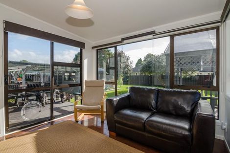 Photo of property in 51 Pinedale Place, Henderson, Auckland, 0610