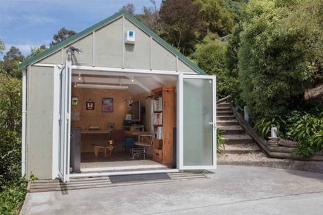 Photo of property in 55a Hawkhurst Road, Lyttelton, 8082