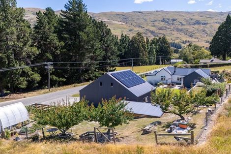 Photo of property in 56 Ladysmith Road, Roxburgh East, Roxburgh, 9571