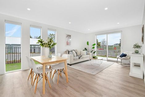 Photo of property in 1 Hauhake Lane, Omokoroa, 3114