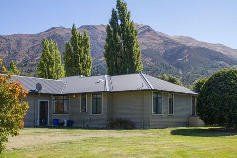 Photo of property in 1044 Lake Hawea-albert, Albert Town, Wanaka, 9382