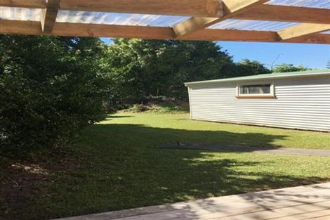 Photo of property in 4 Mildmay Road, Henderson, Auckland, 0610