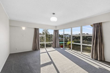 Photo of property in 5a Oak Avenue, Paremata, Porirua, 5024