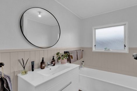 Photo of property in 6 Camden Place, Pukete, Hamilton, 3200