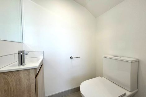 Photo of property in 4 Raupeti Lane, Henderson, Auckland, 0612