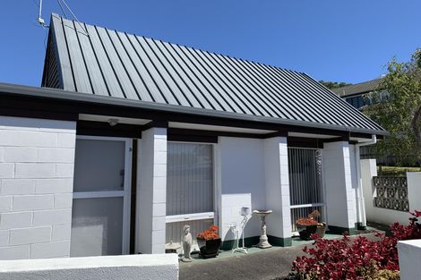Photo of property in 3/20 Selwyn Road, Cockle Bay, Auckland, 2014