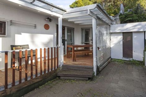 Photo of property in 5 Bird Grove, Stokes Valley, Lower Hutt, 5019