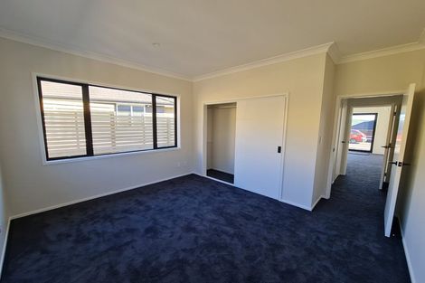 Photo of property in Queen Charlotte Drive, Aotea, Porirua, 5024