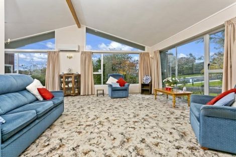 Photo of property in 36 Blakeborough Drive, Forrest Hill, Auckland, 0620