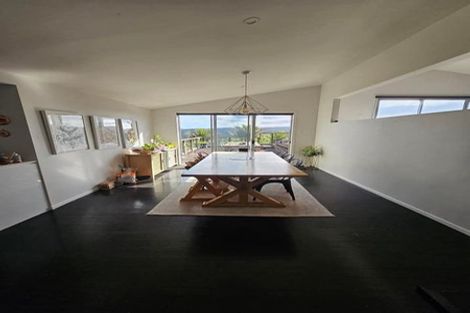 Photo of property in 30 Grendon Road, Titirangi, Auckland, 0604