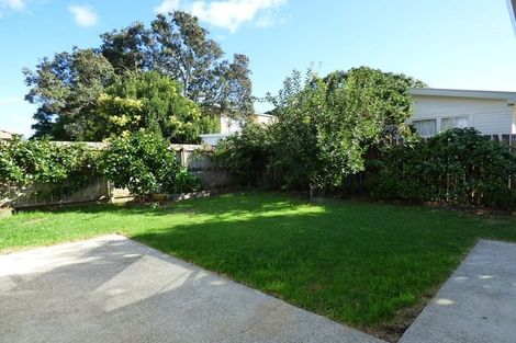 Photo of property in 21 Piriti Place, Weymouth, Auckland, 2103