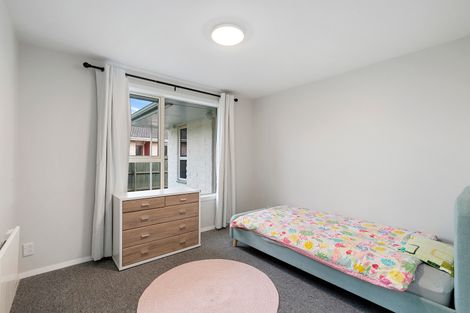 Photo of property in 36 Oakley Crescent, Hornby, Christchurch, 8042