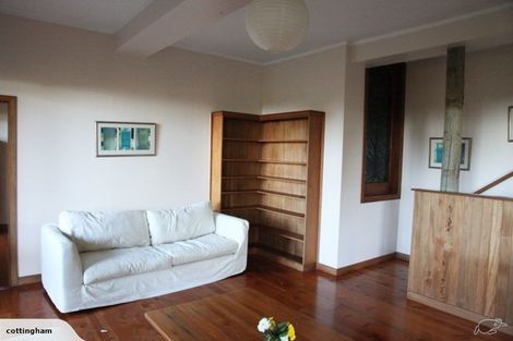 Photo of property in 122 Lone Kauri Road, Karekare, New Lynn, 0772