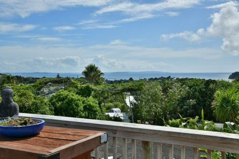 Photo of property in 27 Scott Road, Stanmore Bay, Whangaparaoa, 0932