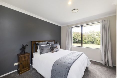 Photo of property in 5 Wake Place, Aokautere, Palmerston North, 4471