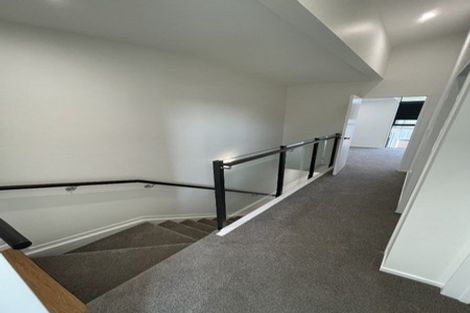 Photo of property in 8 Rangimarie Close, Opaheke, Papakura, 2113