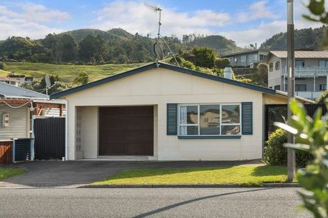 Photo of property in 49 Beach Road, Waihi Beach, 3611