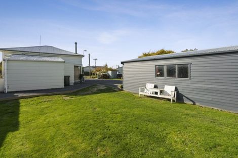 Photo of property in 19 Severn Street, Rongotea, 4476