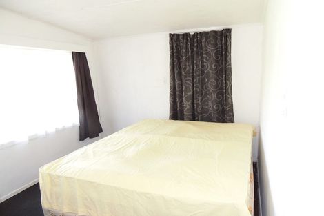 Photo of property in 138 Newcastle Street, Mahia, 4198