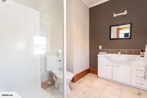 Photo of property in 23 Straven Road, Riccarton, Christchurch, 8011