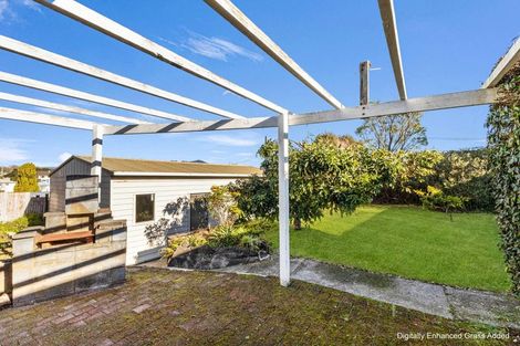 Photo of property in 9 Selwyn Street, Lower Vogeltown, New Plymouth, 4310