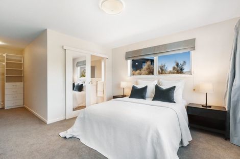 Photo of property in 2 Island View Place, Wanaka, 9305