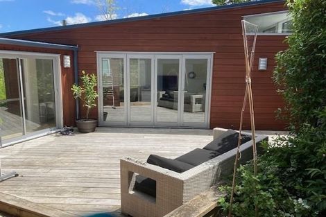 Photo of property in 39 Cockle Bay Road, Cockle Bay, Auckland, 2014