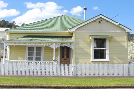 Photo of property in 202 Davy Street, Thames, 3500