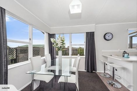 Photo of property in 463 Kahikatea Drive, Dinsdale, Hamilton, 3204