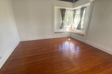 Photo of property in 118a Hutchinson Avenue, New Lynn, Auckland, 0600