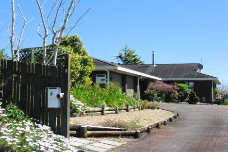 Photo of property in 3 Emmanuel Place, Huntly, 3700