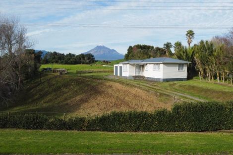 Photo of property in 6314 South Road, Pungarehu, Opunake, 4685