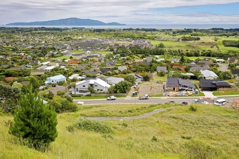 Photo of property in 28 Wilson Way, Waikanae, 5036