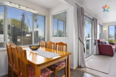 Photo of property in 10a Chapman Street, Newlands, Wellington, 6037