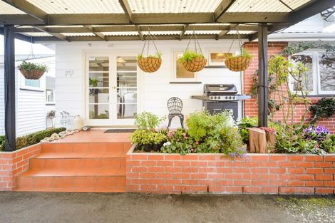 Photo of property in 23 Follett Street, Marton, 4710