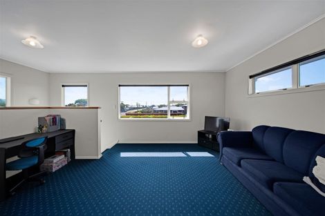 Photo of property in 5 Rata Street, Hawera, 4610