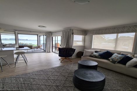 Photo of property in 2/203 Oakland Road, Karaka, Papakura, 2580