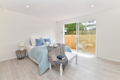 Photo of property in 702a East Coast Road, Pinehill, Auckland, 0632