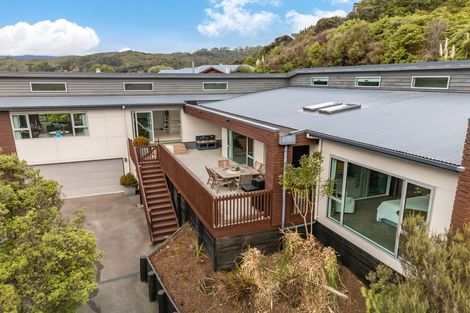 Photo of property in 9 Sylvan Way, Silverstream, Upper Hutt, 5019