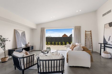 Photo of property in 37 Finstock Way, Rolleston, 7614