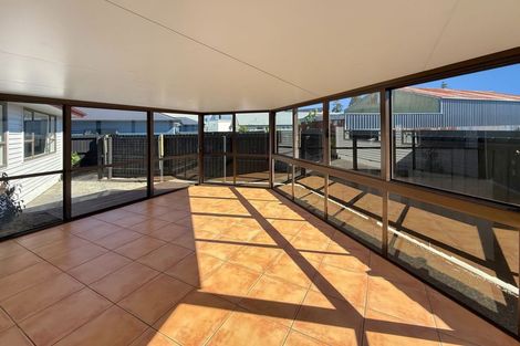 Photo of property in 95 Epsom Road, Sockburn, Christchurch, 8042