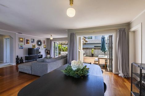 Photo of property in 36 Wharerangi Road, Tamatea, Napier, 4112