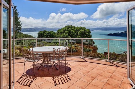 Photo of property in 4 Robieson Street, Roseneath, Wellington, 6011