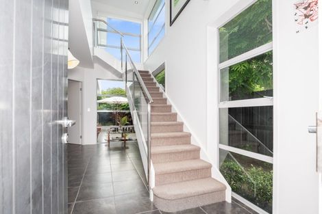 Photo of property in 58a Pitau Road, Mount Maunganui, 3116