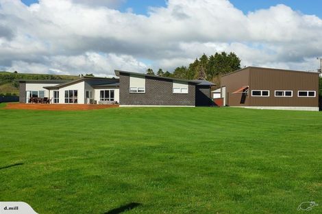 Photo of property in 1 Wilson Road, Urenui, 4375